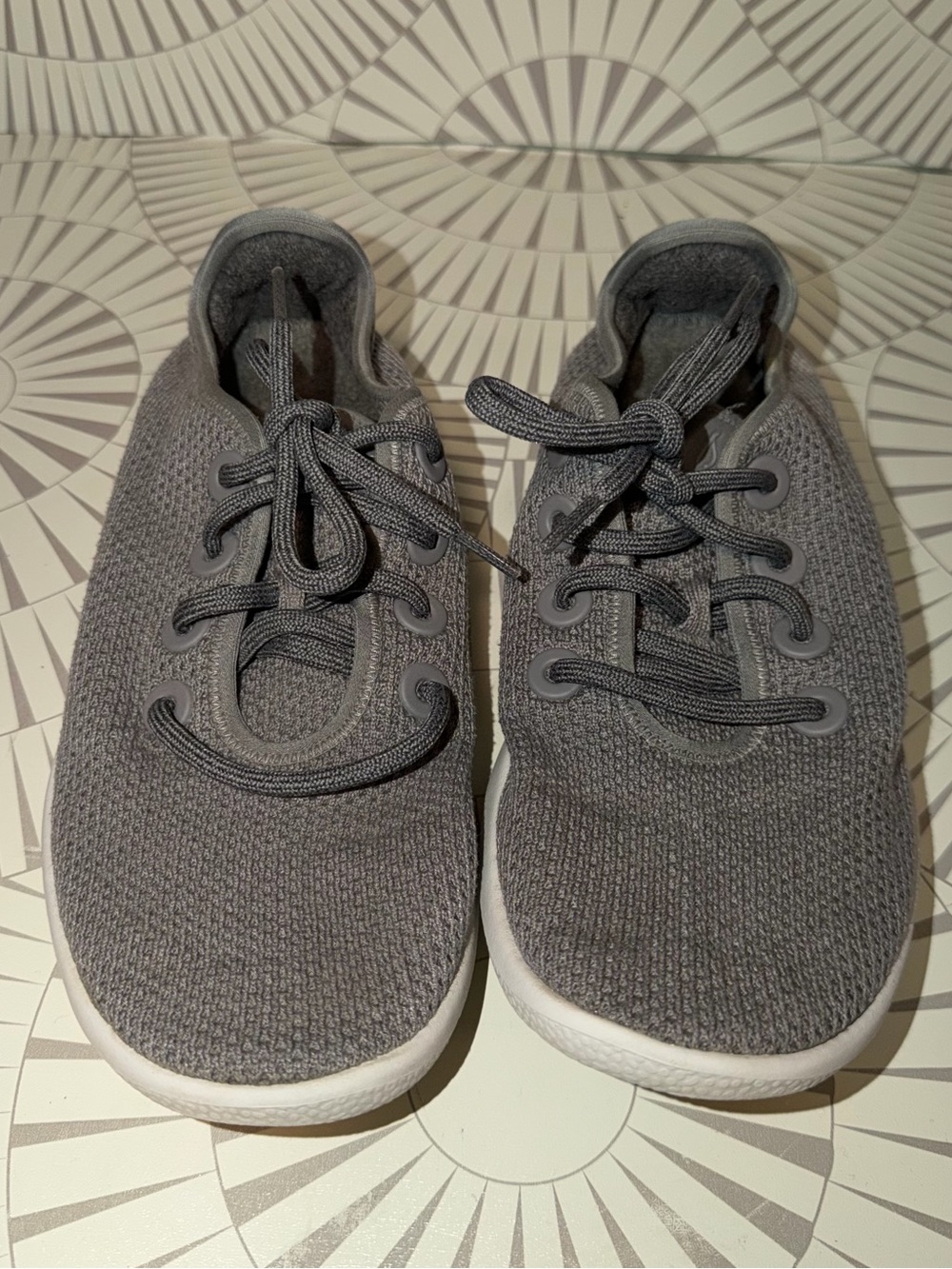 Allbirds Women’s Gray Knit Lace-Up Sneakers - Comfortable Everyday Shoes Size 9